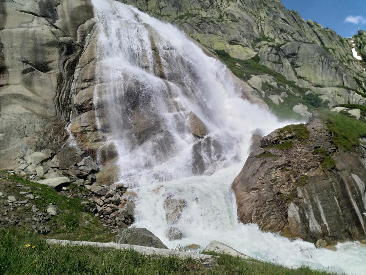 Hotel Rosengaertli Leissigen Bagian luar foto